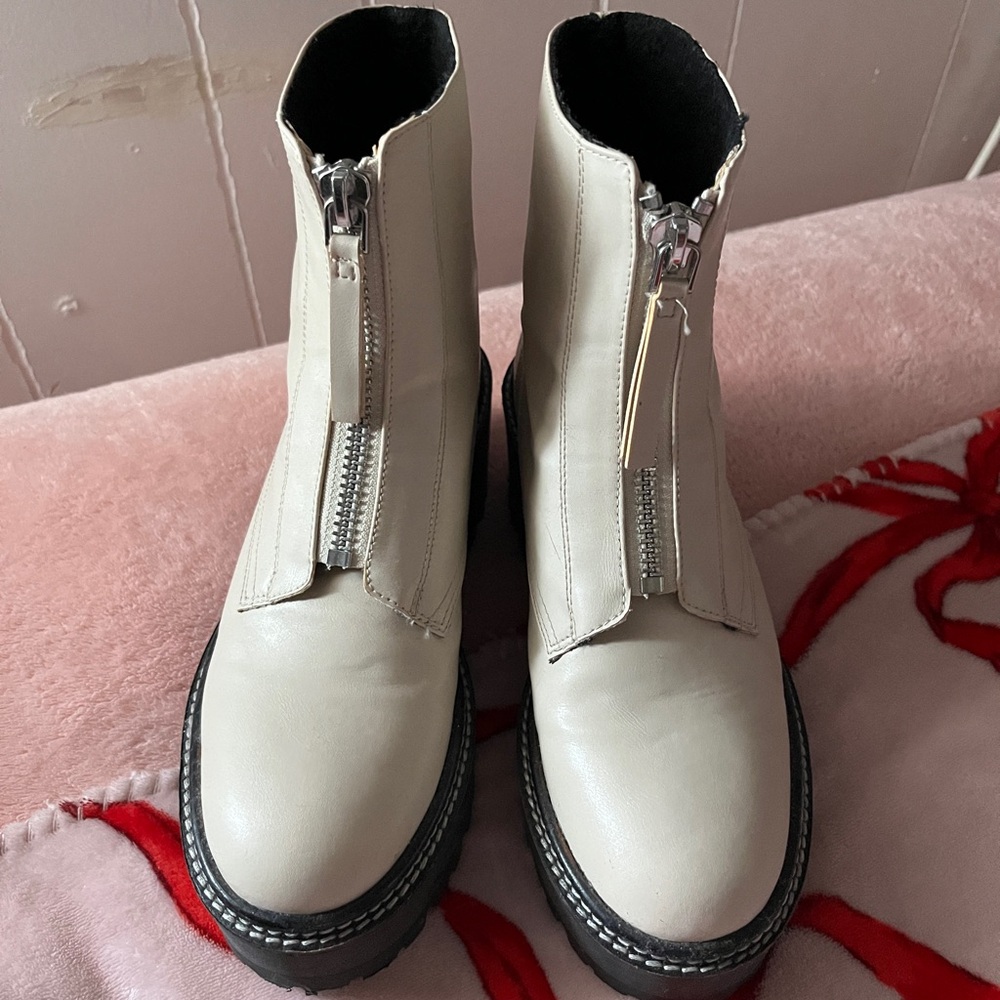H&M Women's Cream Ankle Boots